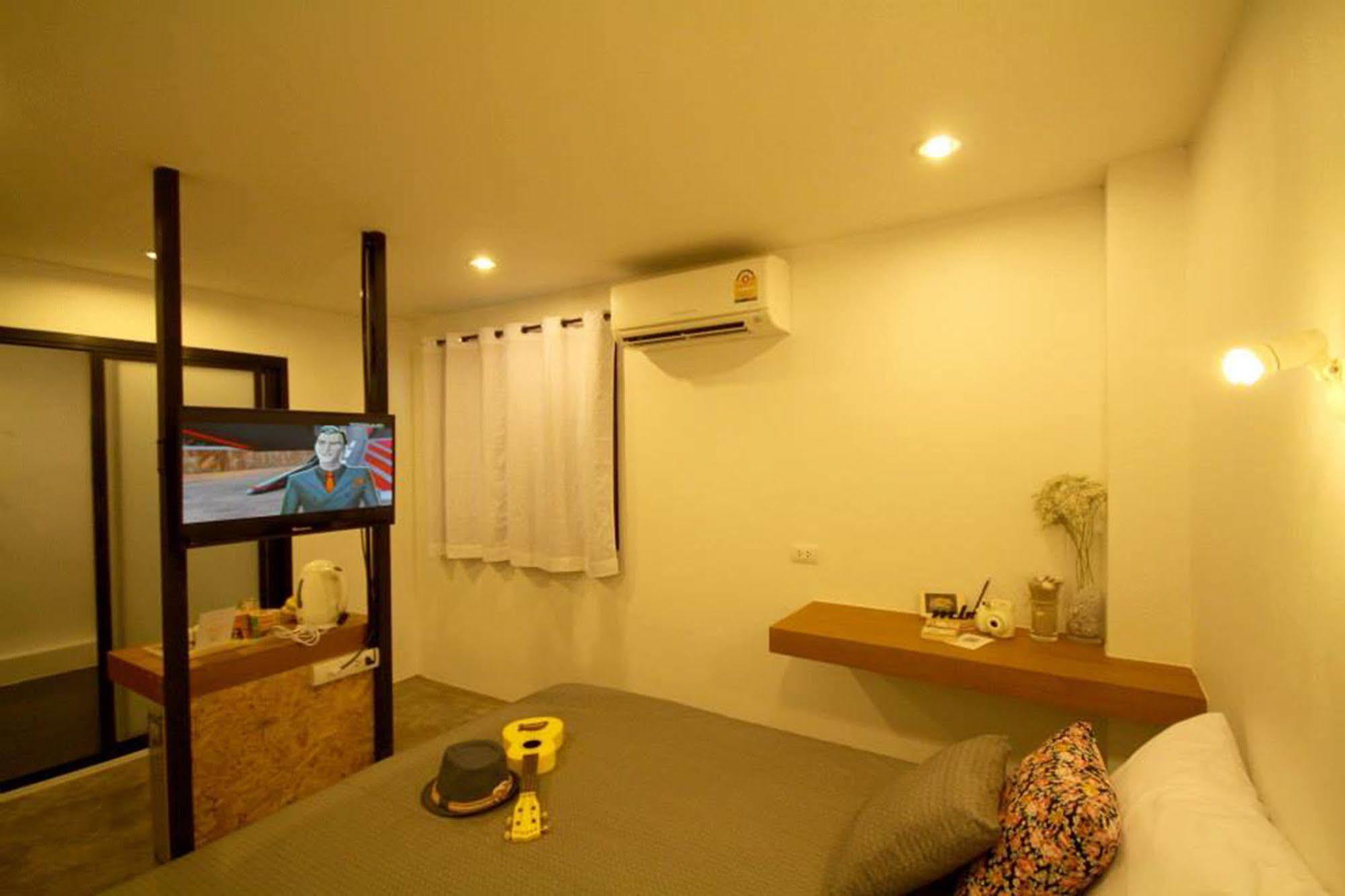 Mbed Phuket Hostel Luaran gambar